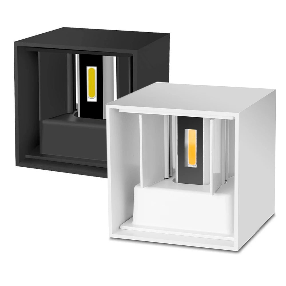 Applique LED extérieure noire et blanche