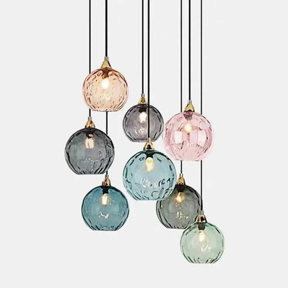 Suspension en boule de verre coloré vert