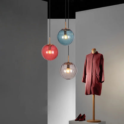 Lustre moderne en verre teinté LED